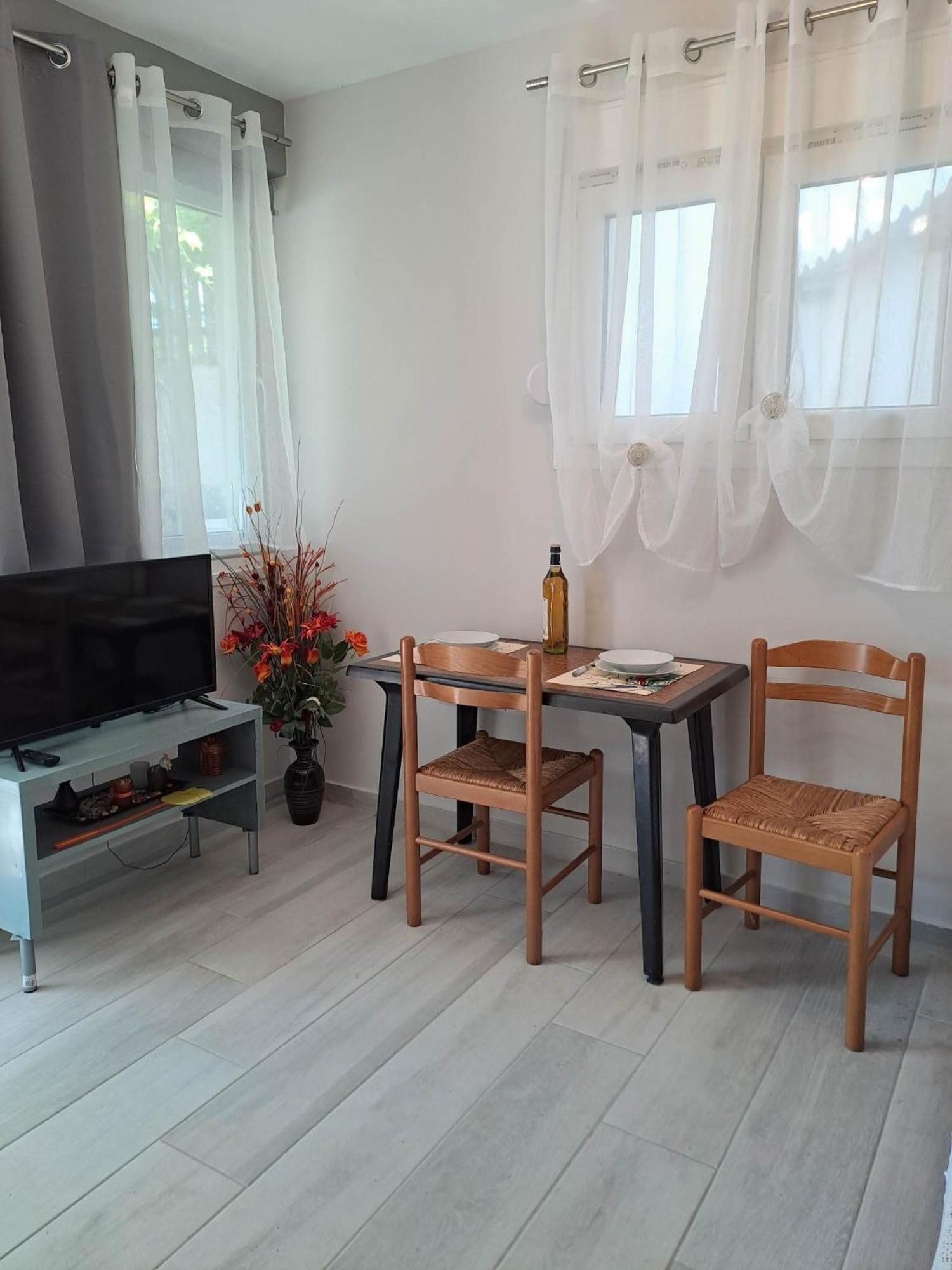 Nikiana Family Apartment Eksteriør bilde